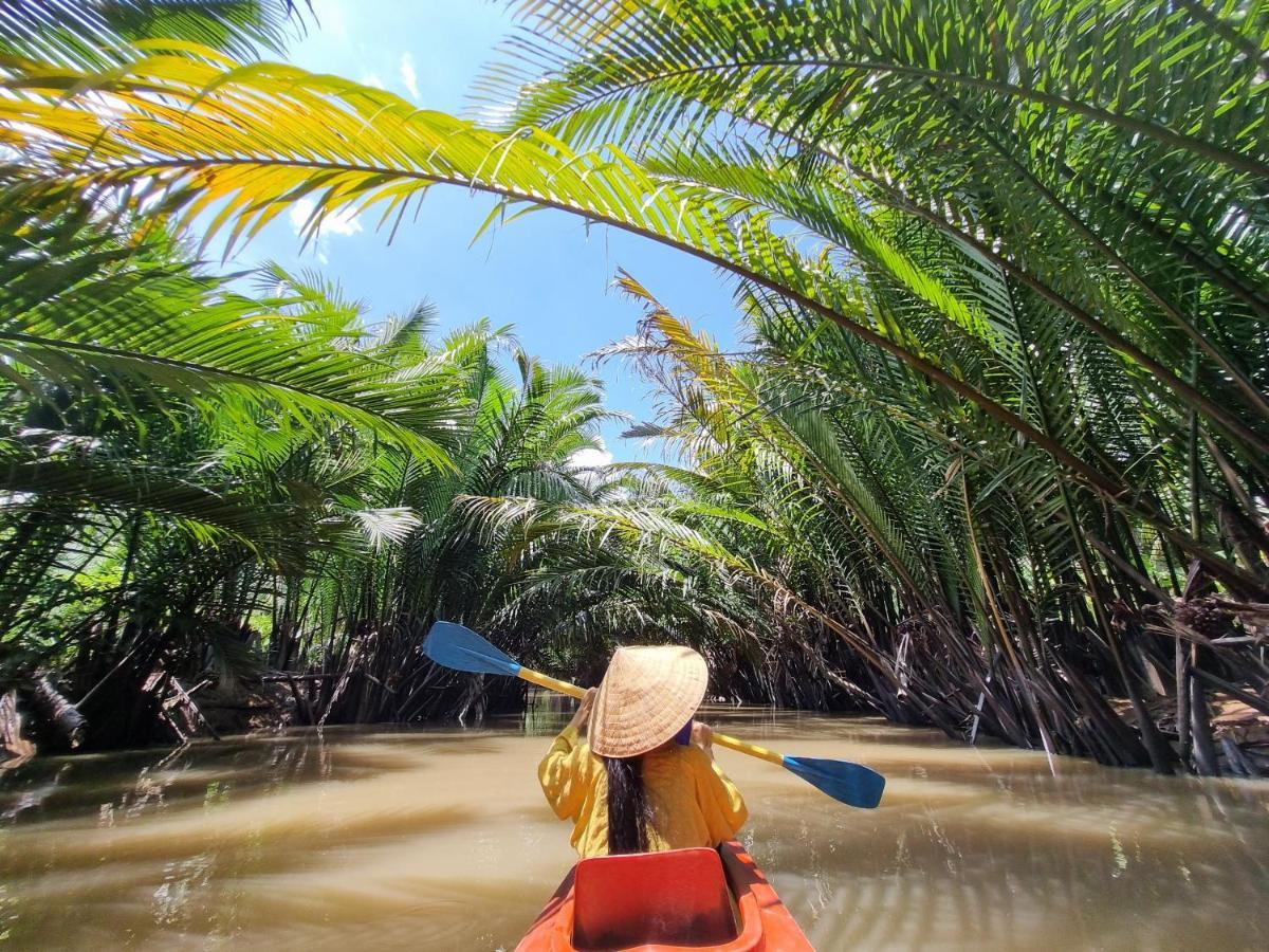 Ba Danh & Kitchen - Mekong *